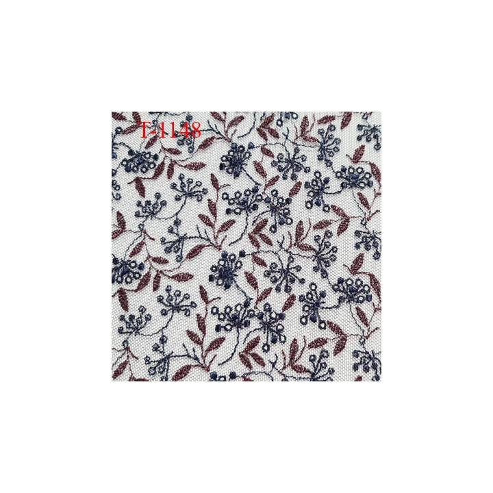 Tissu brodé sur tulle non extensible couleur marine haut gamme largeur 135 cm prix pour 10 cm de long et 135 cm de largeur