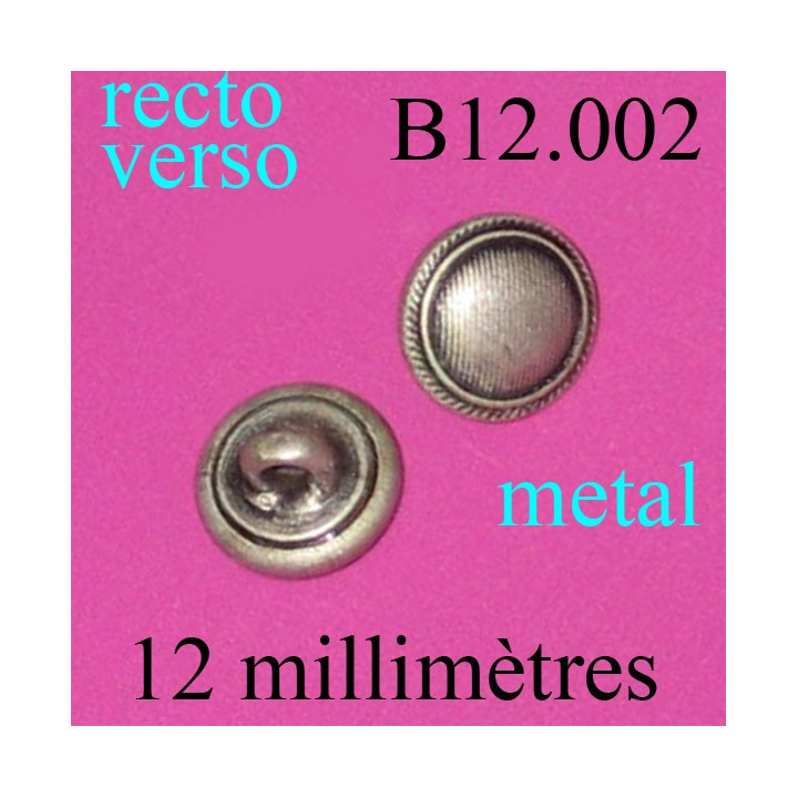 bouton 12 mm neuf mais assez ancien attache avec anneau au dos trace de vert de gris au dos diàmètre 12 millimètres 