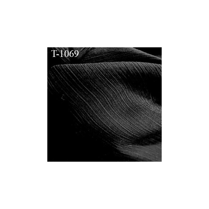 Tissu synthétique fin spécial lingerie couleur noir  largeur 150 cm poids m2 85 gr  prix 10 cm de long par 150 cm