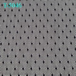 Tulle motifs lingerie haut de gamme couleur noir très doux extensible en largeur prix pour 10 cm de long et 150 cm de large