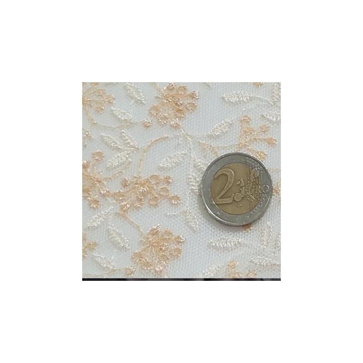 Dentelle brodé tulle non extensible  jaune doré et écru haut gamme largeur 135 cm prix pour 10 cm de long et 135 cm de largeur