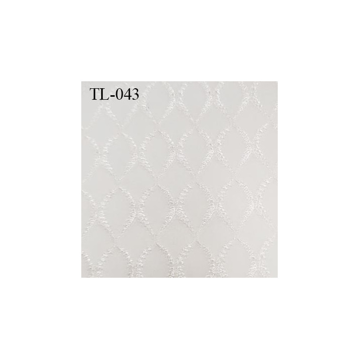 Tissu lycra écru  très haut de gamme 120 gr au m2 largeur 150 cm prix pour 10 cm de longueur et 150 cm de large