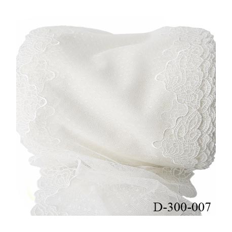 Dentelle 23 cm non extensible très haut de gamme largeur 23 cm couleur naturel prix au mètre