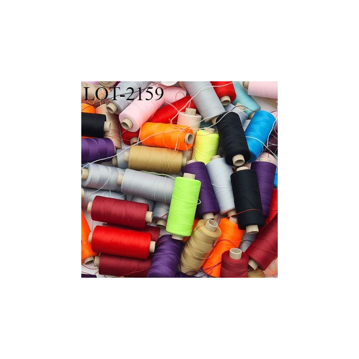 Lot de 10 bobines de 1000 m  fil mousse polyamide 10 couleurs aléatoires  bobiné en France photo non contractuel