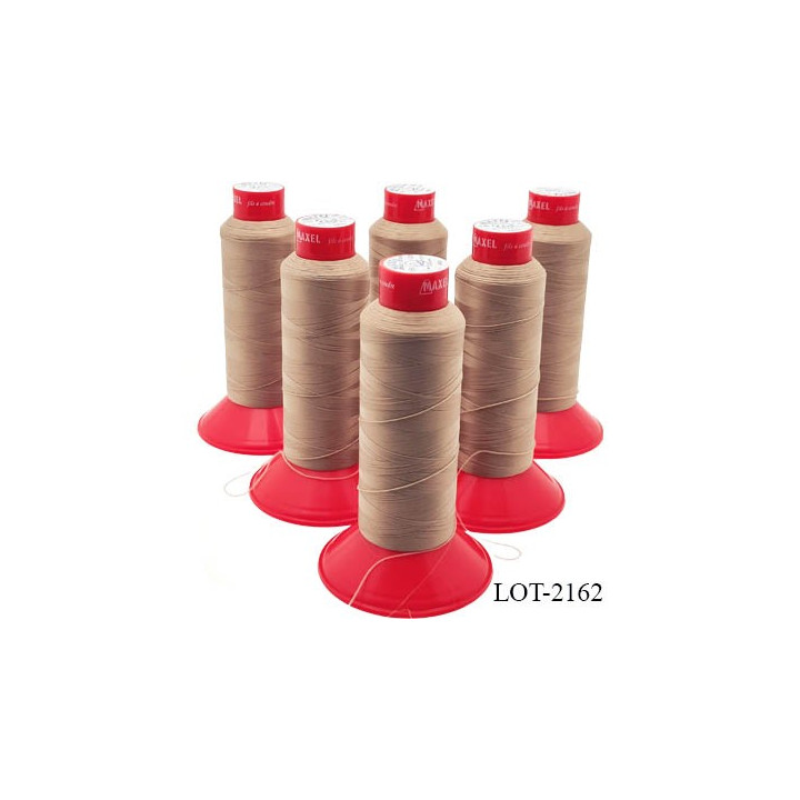 Le lot de 6 Cones de 2500 m fil mousse polyamide n° 120 couleur chair bobiné en France