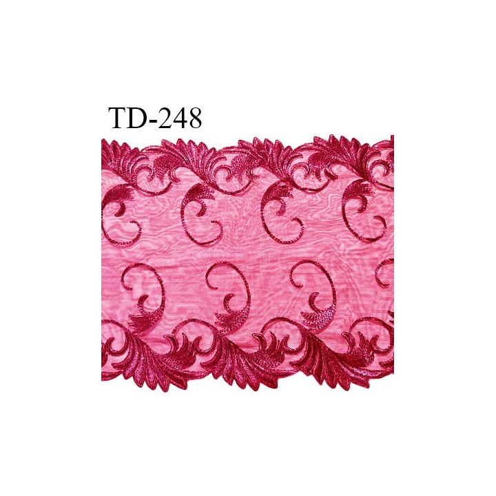 Dentelle 24 cm brodée sur tulle non extensible couleur rose indien haut de gamme largeur 24 cm prix pour 1 m