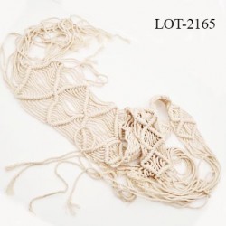 Macramé longueur 115 centimètre par 12 centimètres de largeur très doux