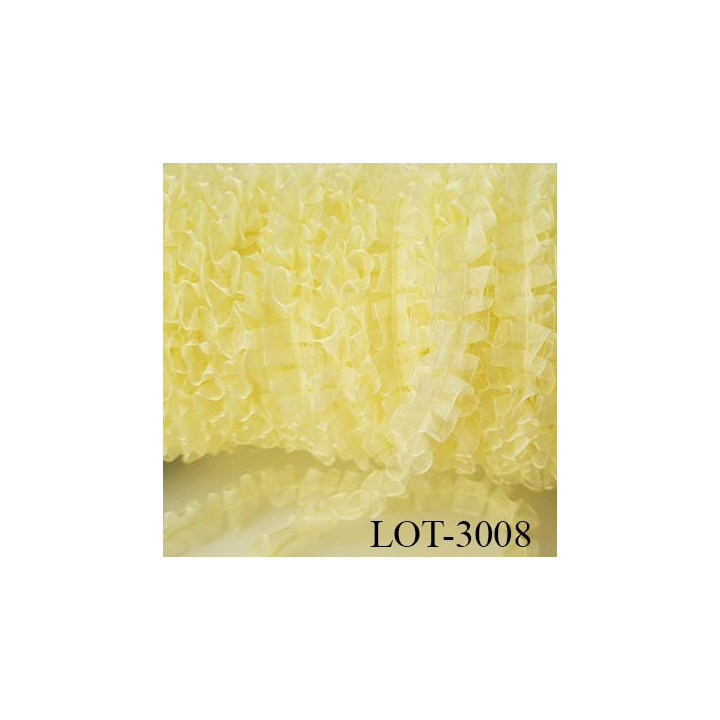 lot de 10 mètres de galon froncé organdi largeur 15 mm avec un lien au milieu couleur jaune très joli