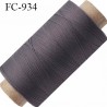 Bobine 500 m fil mousse polyamide n° 120 couleur gris tirant sur le taupe longueur de 500 mètres bobiné en France