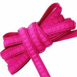 Le lot de 10 mètres d'élastique lingerie et autres largeur 9 mm couleur fuchsia allongement + 40 % forte élasticité