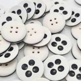 25 boutons de 18 mm 4 trous couleur naturel et noir