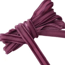 Le lot de 10 m de galon ruban bordure velours en surépaisseur largeur 10 mm couleur aubergine clair très solide