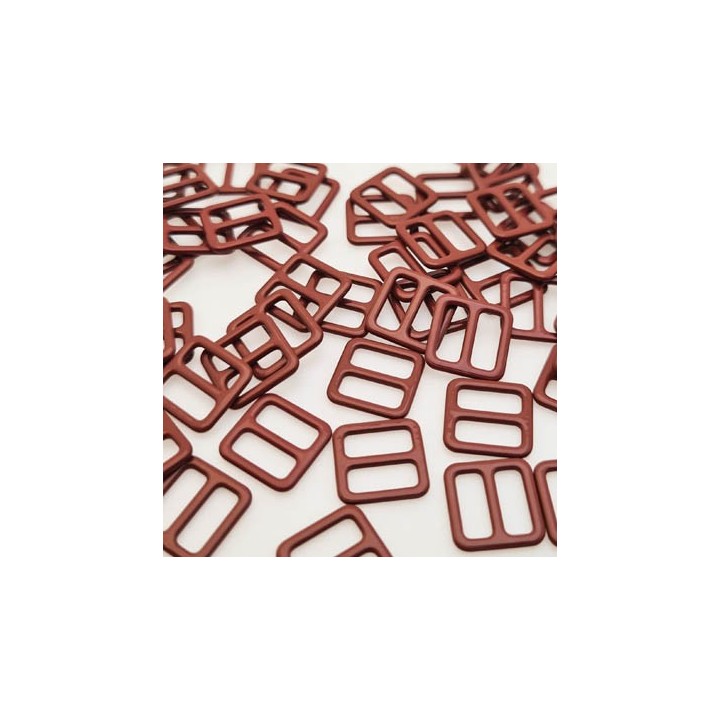 Le lot de 10 réglettes en métal plastifié couleur marron lingerie  ,largeur intérieur 8 mm extérieur 11 mm Tarif dégressif
