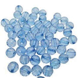 Le lot de 50 perles diamètre extérieur 7.5 mm diamètre du trou 1.5 mm couleur bleu translucide