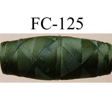 cocon bobine de fil nylon épaisseur 120/2 couleur vert longueur 200 mètres largeur du cocon 4 cm diamètre 1.5 cm
