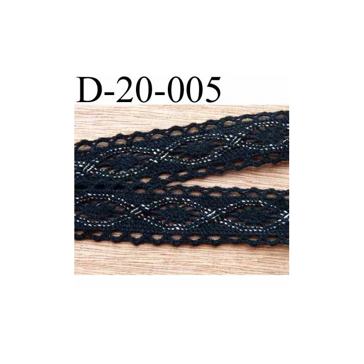 dentelle crochet ancienne en coton largeur 20 mm couleur noir et or provient d'une vieille mercerie parisienne vendue au mètre