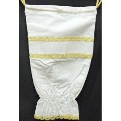 sac à sacs à broder coton blanc dentelle jaune toile aida