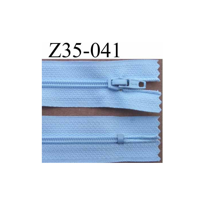 fermeture éclair longueur 35 cm couleur bleu très clair séparable largeur 2.5 cm glissière en nylon largeur 4 mm curseur métal