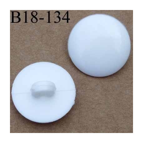 bouton pvc 18 mm couleur blanc accroche avec un anneau diamètre 18 mm