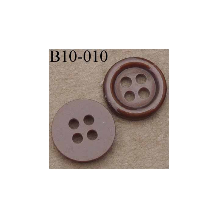bouton diamètre 10 mm couleur marron brillant 4 trous