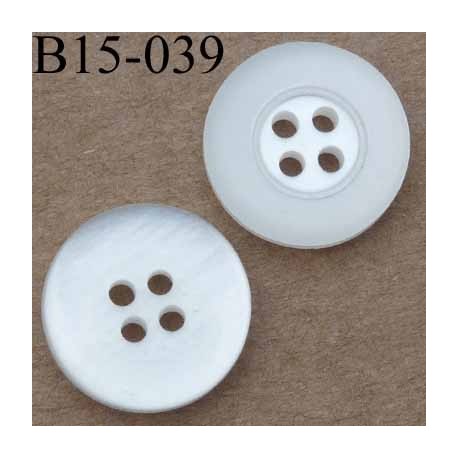 bouton 15 mm couleur blanc brillant strié au dos 4 trous diamètre 15 millimètres