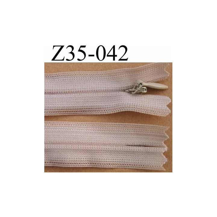 fermeture éclair invisible longueur 35 cm couleur beige non séparable largeur 2.2 cm glissière nylon largeur 4 mm