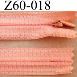 fermeture zip invisible longueur 60 cm couleur rose orangé saumon non séparable largeur 2.2 cm glissière nylon largeur 4 mm