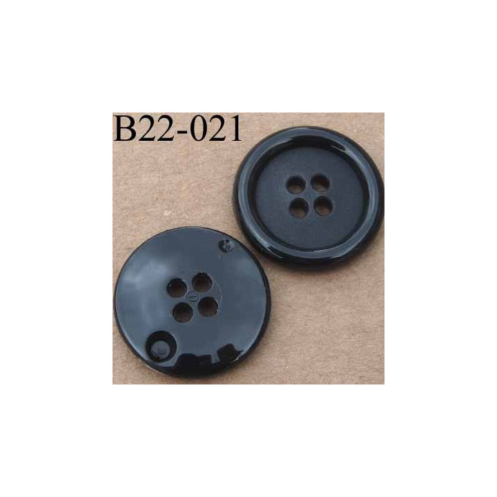 bouton 22 mm noir polyestère 4 trous diamètre 22 mm