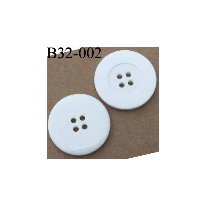 bouton diamètre 32 mm couleur blanc brillant 4 trous