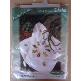 surnappe cactus 80x80 cm kit à broder royal paris ref 9880.6301.1750