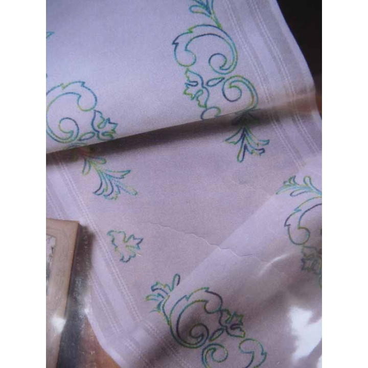 chemin de table ARABESQUES 40x100 cm kit à broder royal paris prestige collection ref 9886351.01754