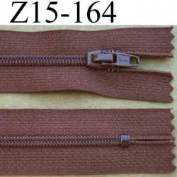 fermeture éclair longueur 15 cm couleur marron non séparable largeur 2.5 cm glissière nylon largeur du zip 4 mm