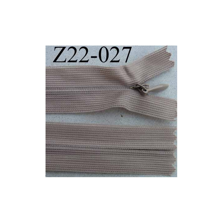 fermeture éclair invisible longueur 22 cm couleur beige non séparable largeur 2.5 cm glissière nylon largeur 4 mm