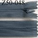 fermeture éclair invisible longueur 50 cm couleur gris tirant sur le bleu non séparable largeur 2.5 cm glissière nylon 4 mm