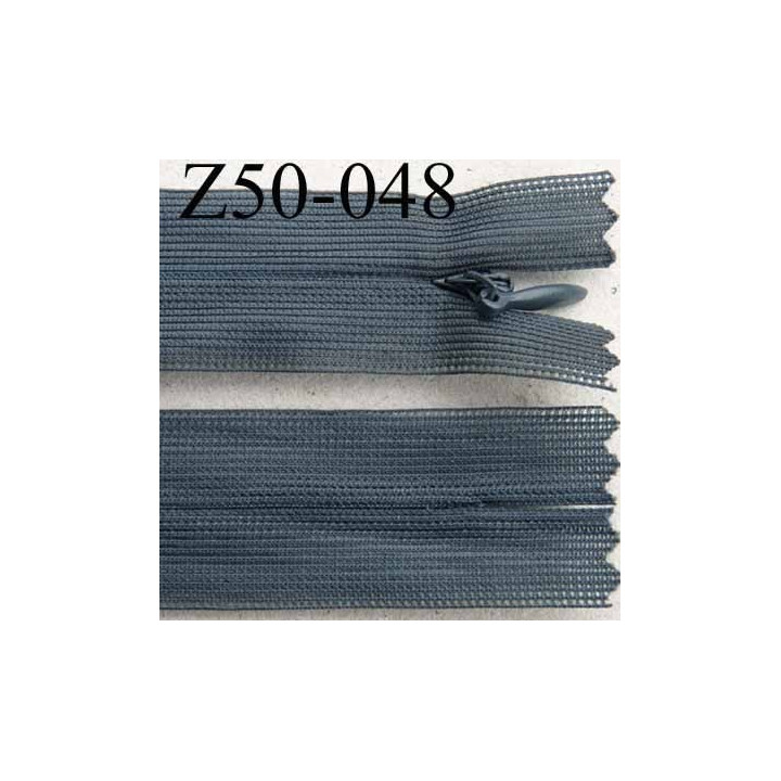 fermeture éclair invisible longueur 50 cm couleur gris tirant sur le bleu non séparable largeur 2.5 cm glissière nylon  4 mm