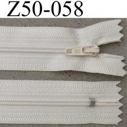 fermeture zip longueur 50 cm couleur blanc cassé écru non séparable largeur 2.5 cm glissière nylon curseur métal largeur 4 mm