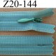 fermeture éclair invisible longueur 20 cm couleur vert non séparable largeur 2.3 cm glissière nylon largeur du zip 4 mm