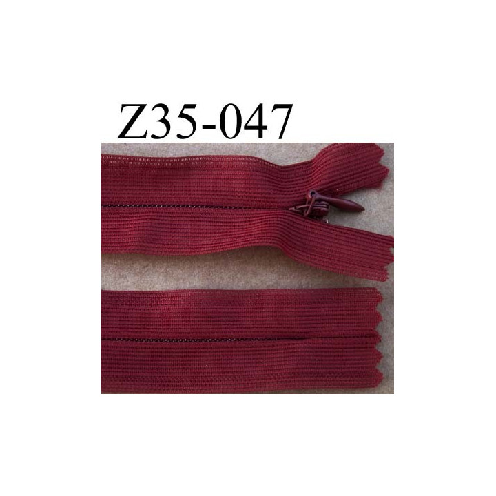 fermeture éclair invisible longueur 35 cm couleur bordeau non séparable largeur 2.7 cm glissière nylon largeur 4.5 mm