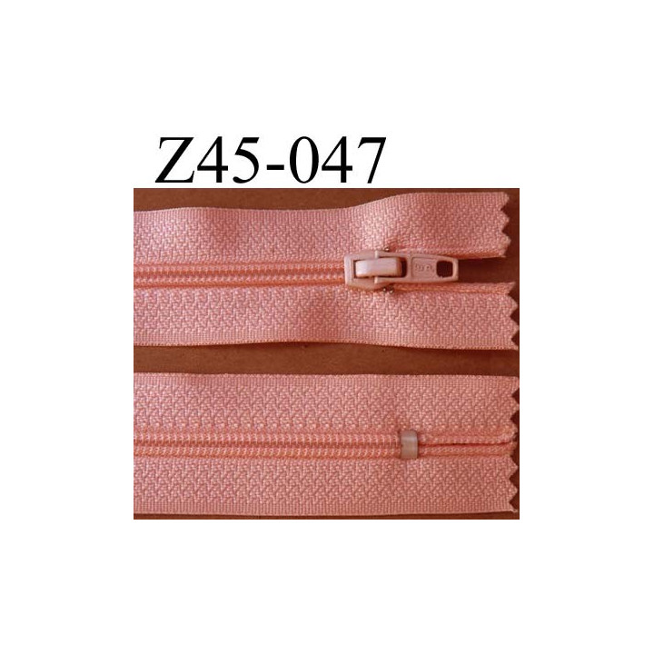 fermeture éclair longueur 45 cm couleur rose saumon non séparable zip nylon largeur 2,5 cm largeur du zip nylon 4 mm 