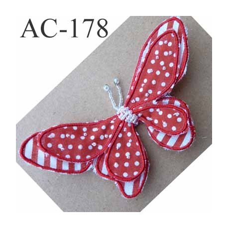 broche PAPILLON en tissu et perles couleur rouge