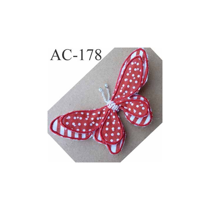 broche PAPILLON en tissu et perles couleur rouge armature fil de fer