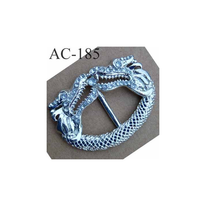 boucle étrier axe fixe métal brillant fantaisie motif dragon largeur extérieur 59 mm intérieur 38 mm hauteur 42 mm