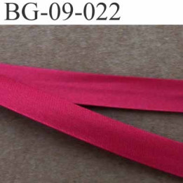 galon biais passepoil plié largeur 9 mm 2 rebords plié de 9 mm plus 2 rebords de 5 mm couleur fushia  satin brillant superbe