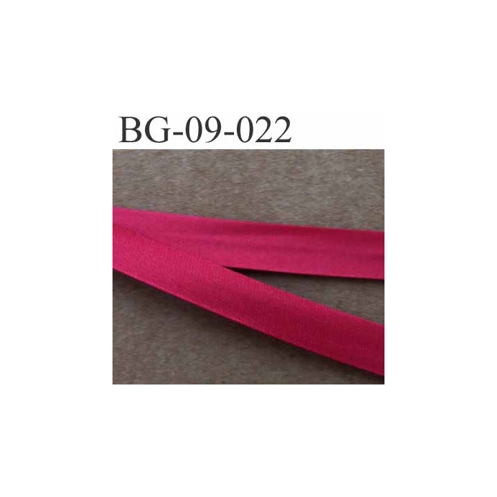 galon biais passepoil plié largeur 9 mm 2 rebords plié de 9 mm plus 2 rebords de 5 mm couleur fushia  satin brillant superbe