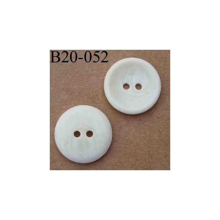 bouton 20 mm couleur ivoire  2 trous diamètre 20 mm
