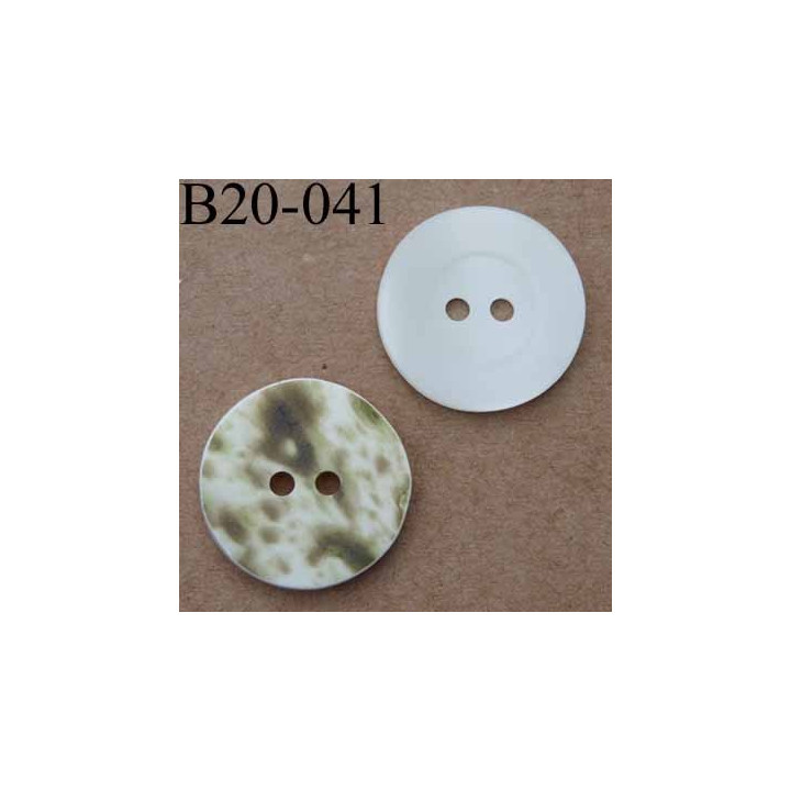 bouton 20 mm couleur nacré  et marbré vert 2 trous diamètre 20 mm