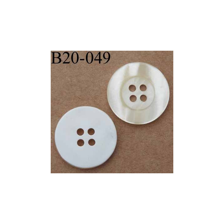 bouton 20 mm couleur nacre et blanc  4 trous diamètre 20 mm