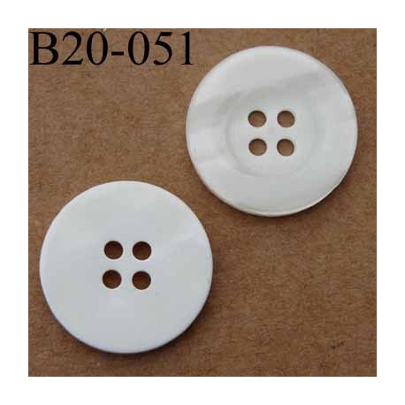 bouton 20 mm couleur blanc brillant 4 trous diamètre 20 mm