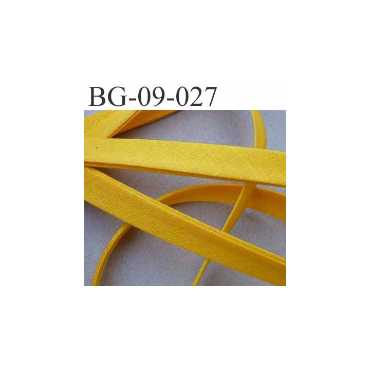 galon biais passepoil plié largeur 9 mm 2 rebords plié de 9 mm plus 2 rebords de 4 mm couleur jaune en coton