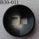 bouton fantaisie diamètre 30 mm 2 trous carré (7 mm X 7 mm) couleur noir gégradé ivoire épaisseur 6 mm